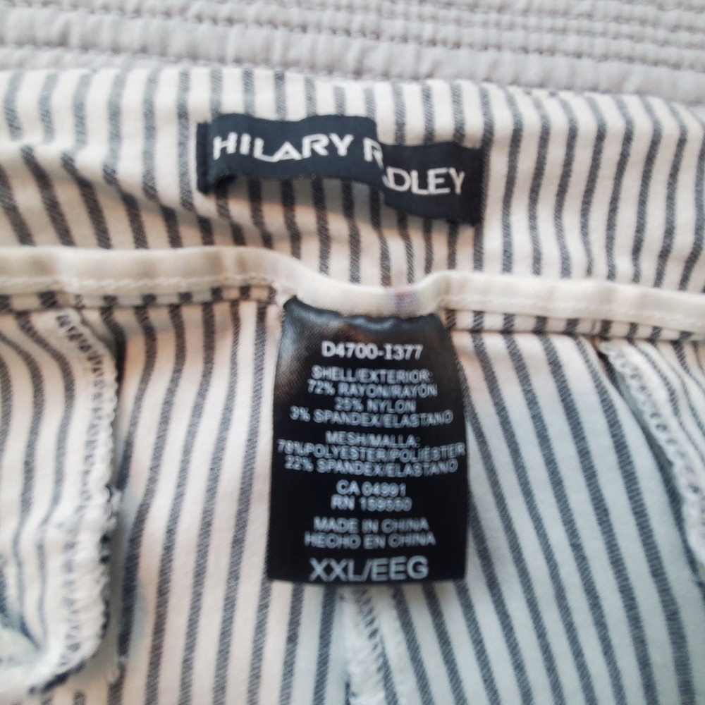 Hilary Radley Womens XXL Pinstripe Pull On Straight Leg Pants Black White D4700 - Picture 4 of 9